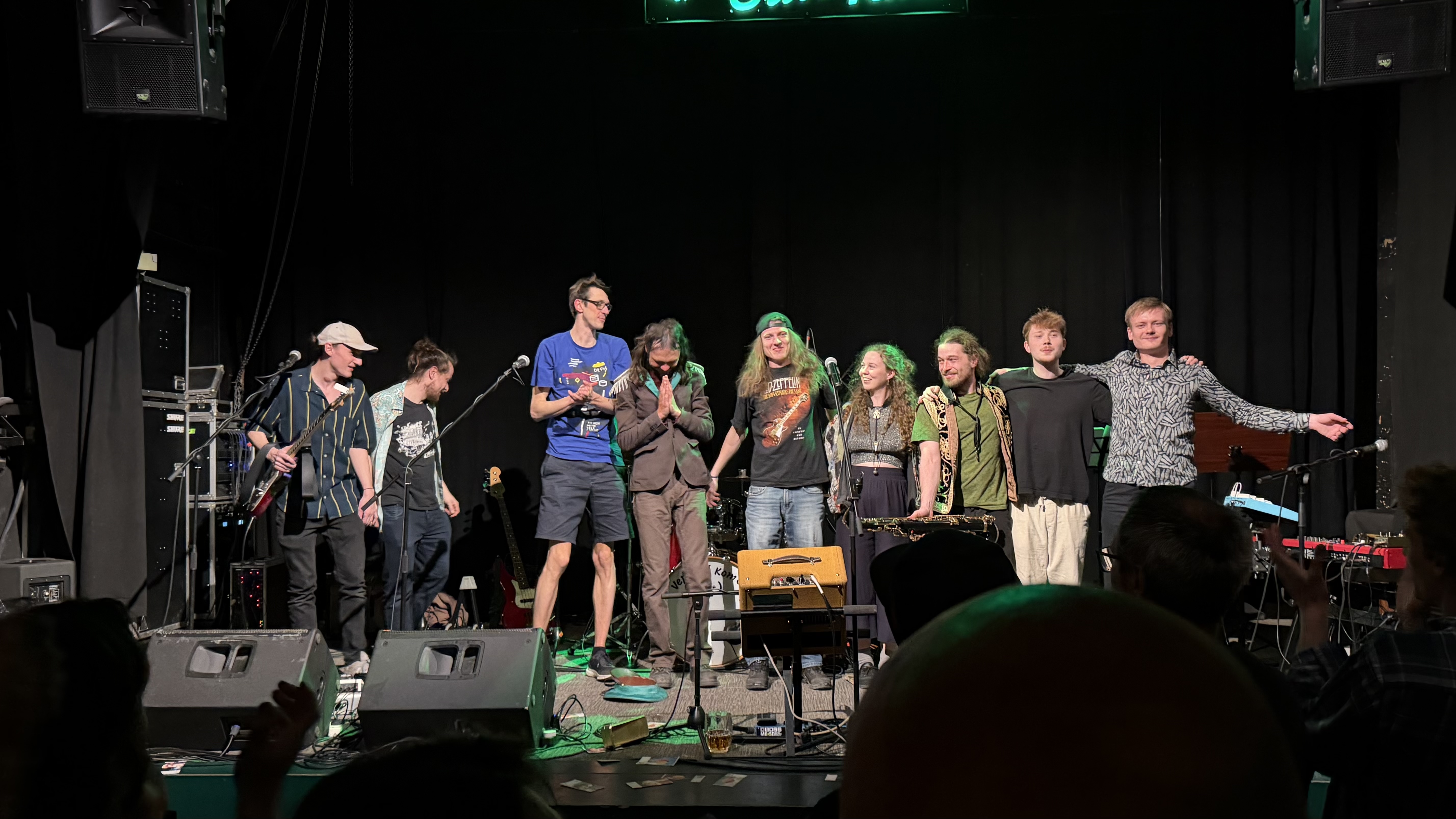 img_3033_full.jpg